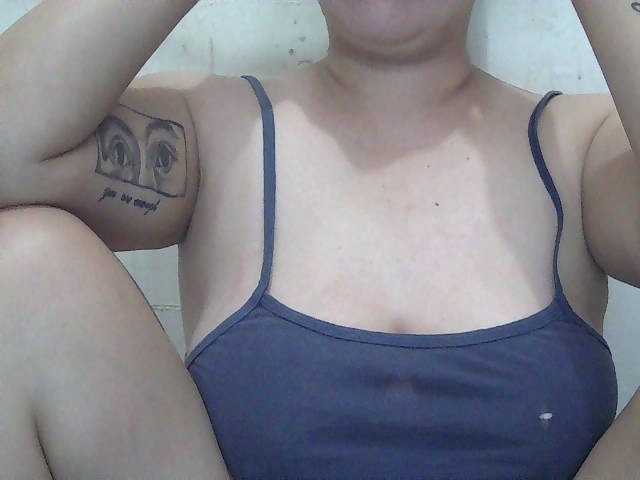 SexyCherrry live cam on BongaCams