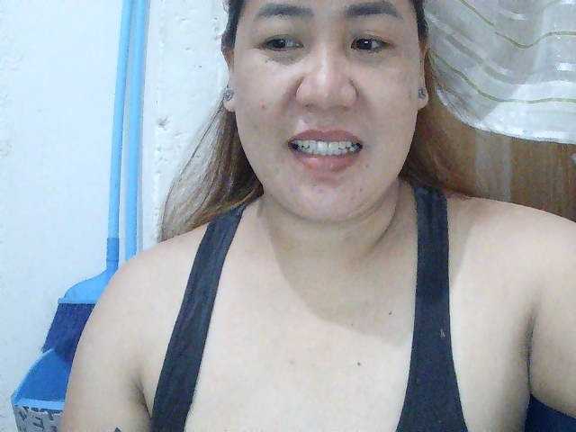 SexyCherrry, en directo ahora en BongaCams