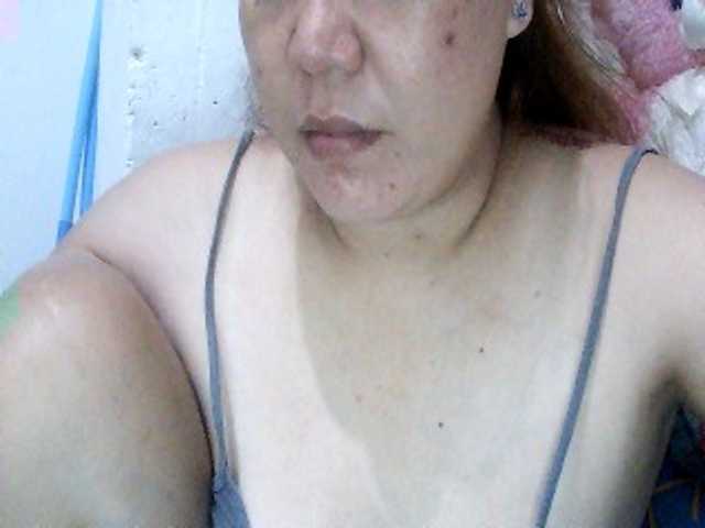 SexyCherrry live cam preview