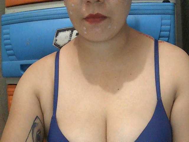 SexyCherrry live cam on BongaCams
