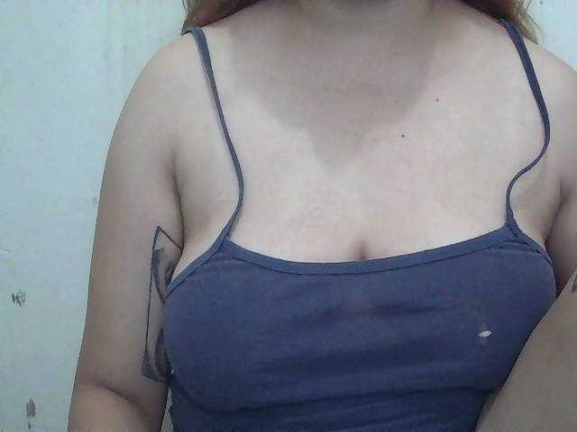 SexyCherrry live cam on BongaCams