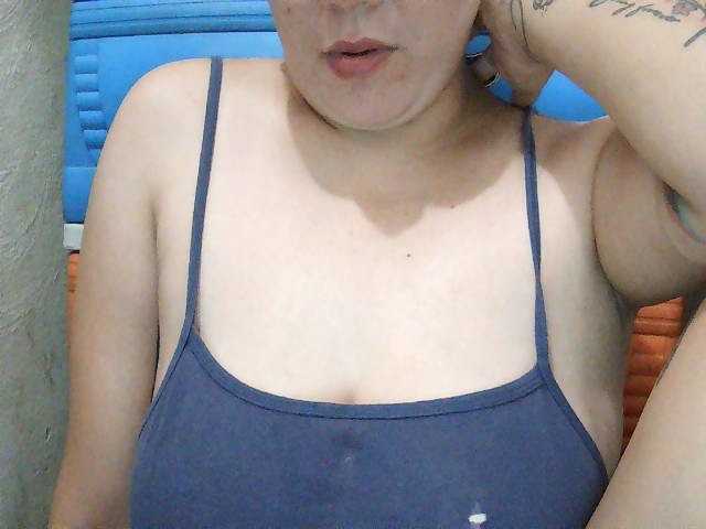 SexyCherrry live cam on BongaCams