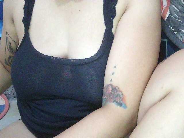 SexyCherrry live webcam show