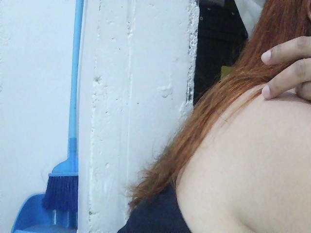 SexyCherrry live webcam show