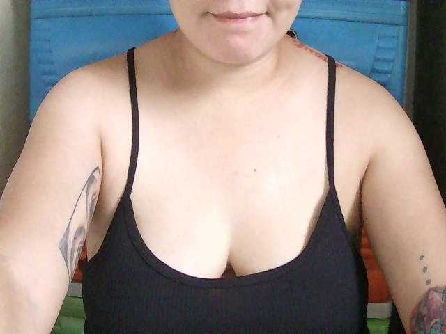 SexyCherrry live cam on BongaCams