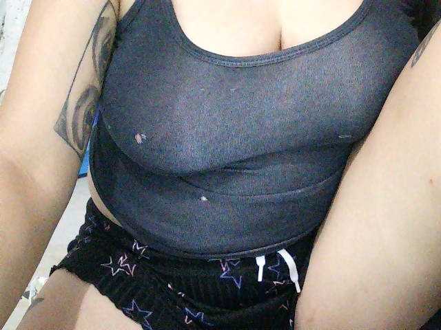 SexyCherrry live cam on BongaCams
