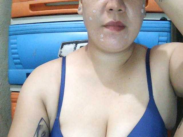 SexyCherrry live cam on BongaCams