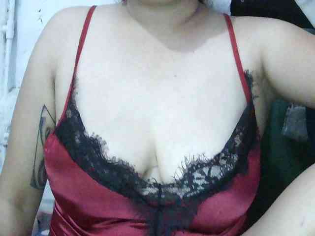 SexyCherrry webcam