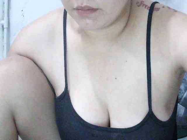 SexyCherrry webcam