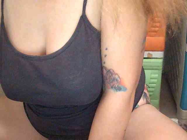 SexyCherrry webcam