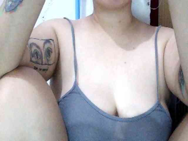 SexyCherrry webcam