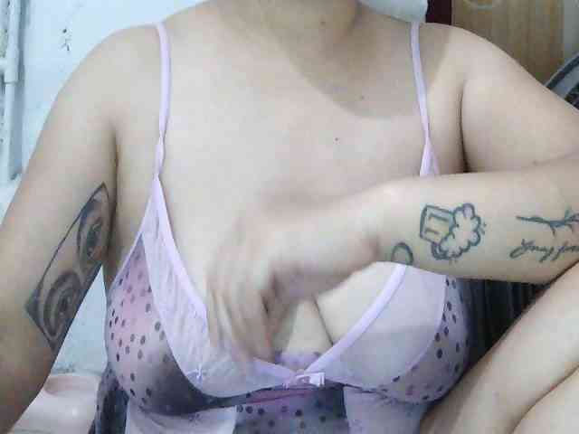 SexyCherrry webcam