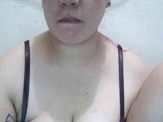 SexyCherrry webcam