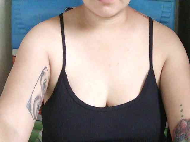 SexyCherrry webcam