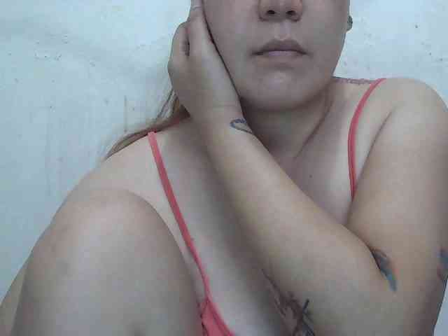 SexyCherrry webcam