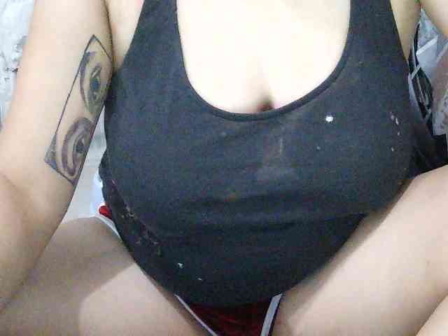 SexyCherrry webcam