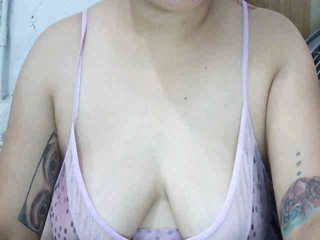 SexyCherrry webcam
