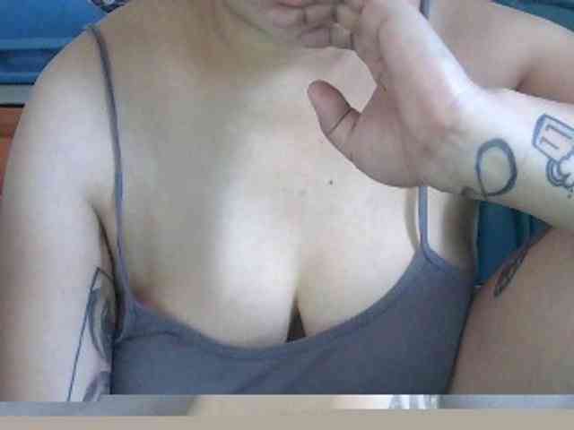 SexyCherrry webcam