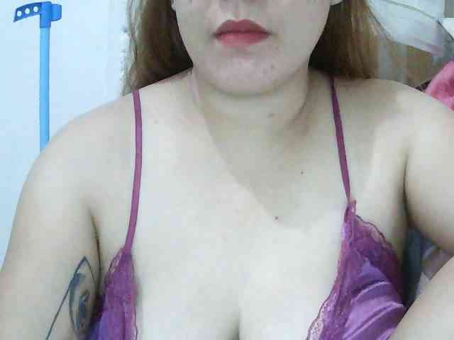 SexyCherrry webcam