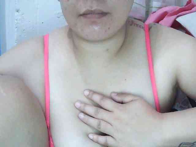 SexyCherrry webcam
