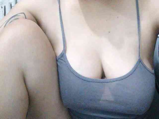 SexyCherrry webcam