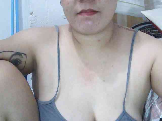 SexyCherrry webcam