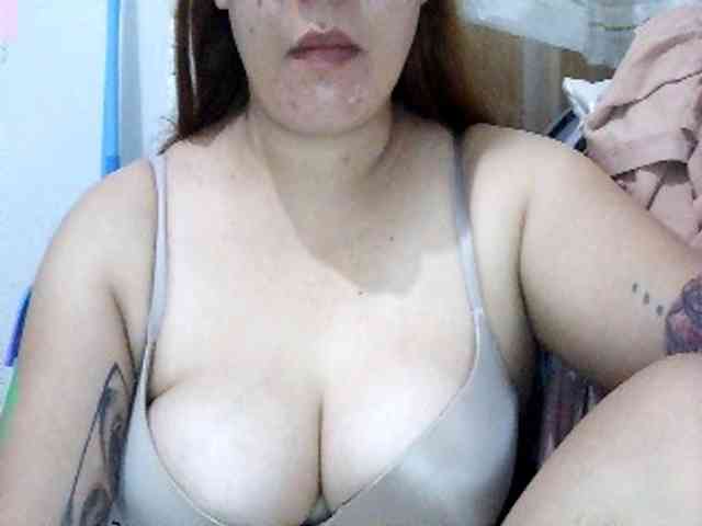 SexyCherrry webcam