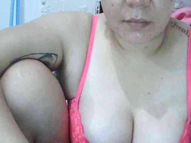 SexyCherrry webcam