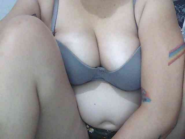 SexyCherrry webcam