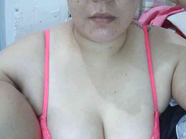 SexyCherrry webcam