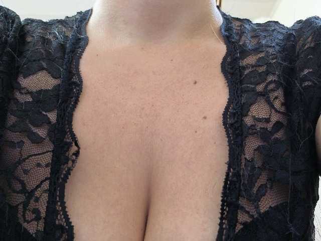 soyemilyhanks, en vivo ahora en BongaCams