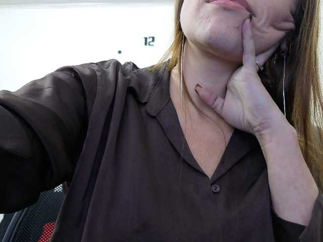 soyemilyhanks live cam preview