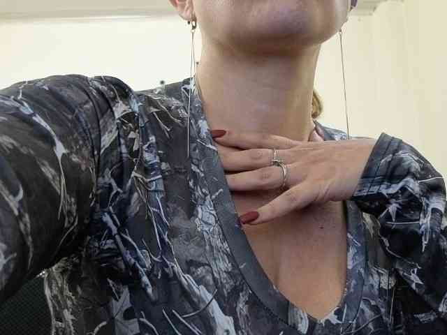 soyemilyhanks webcam