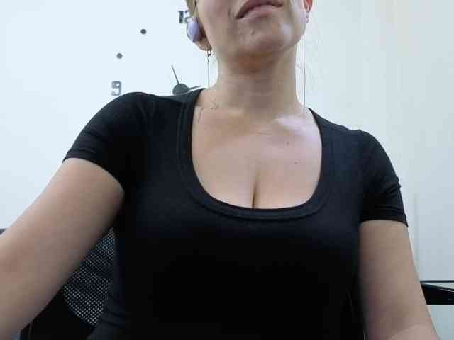 soyemilyhanks webcam