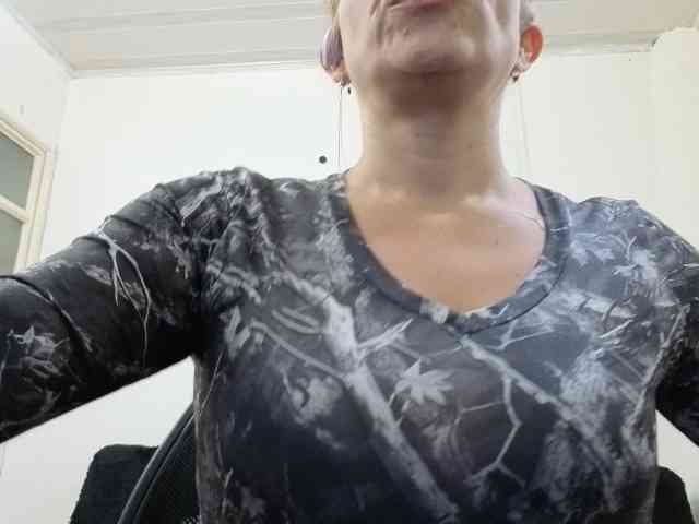 soyemilyhanks webcam