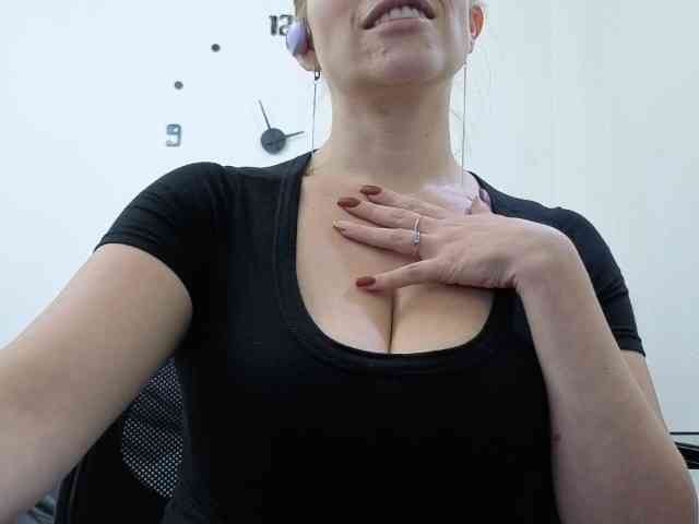 soyemilyhanks webcam