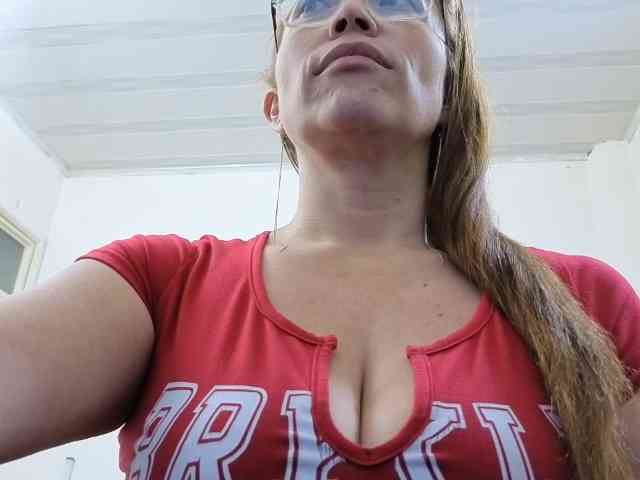 soyemilyhanks webcam