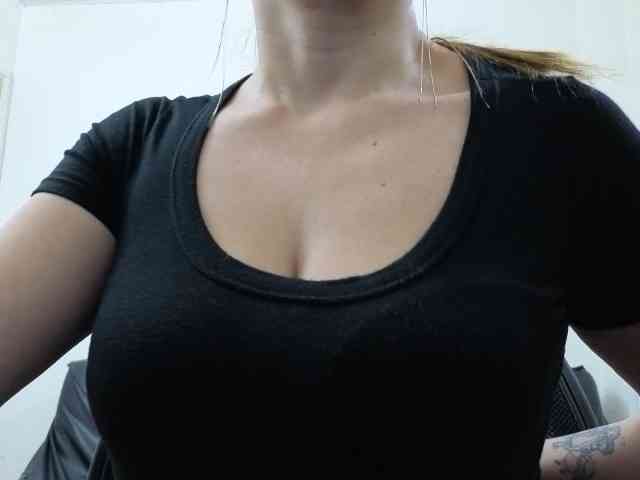 soyemilyhanks webcam