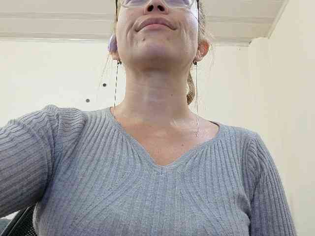 soyemilyhanks webcam