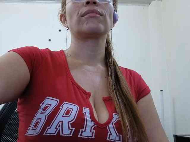 soyemilyhanks webcam