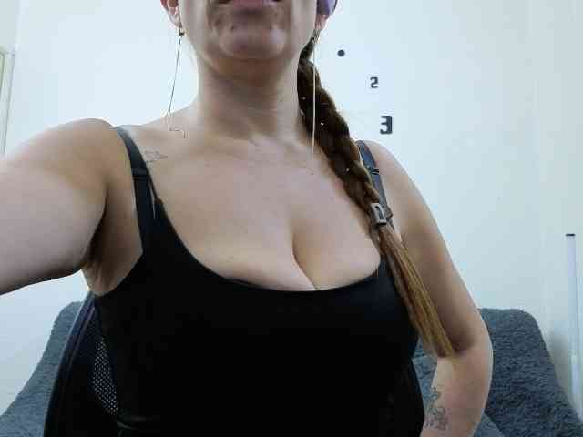soyemilyhanks webcam
