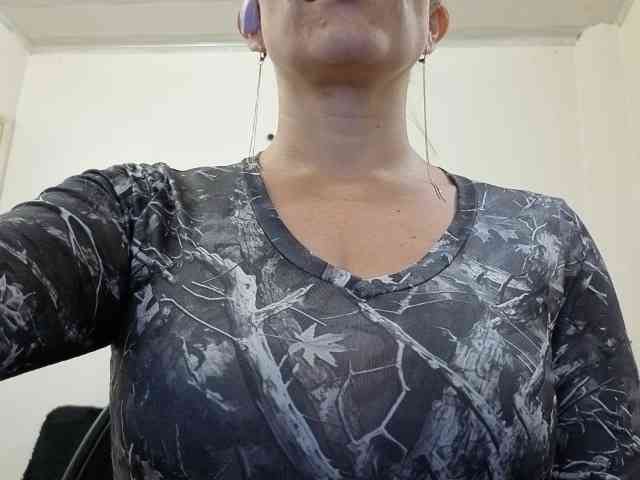 soyemilyhanks webcam