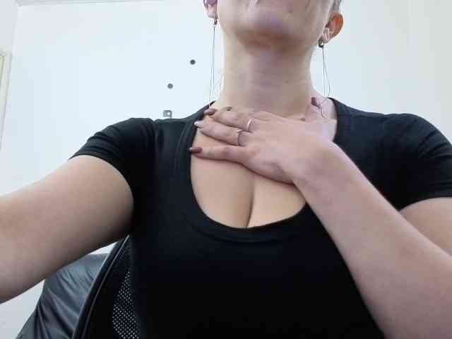 soyemilyhanks webcam