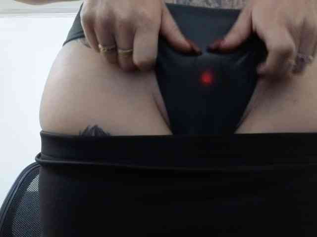 soyemilyhanks webcam