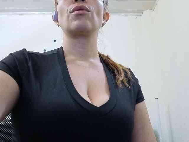 soyemilyhanks webcam