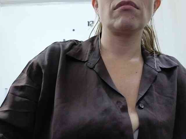 soyemilyhanks webcam