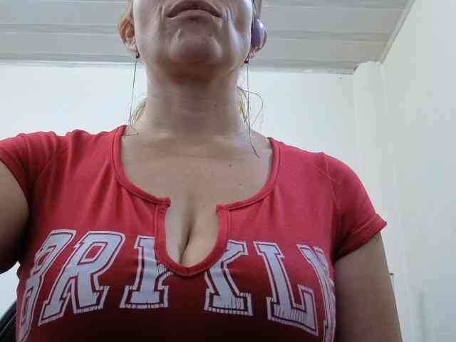 soyemilyhanks webcam