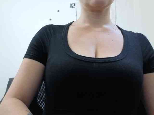 soyemilyhanks webcam