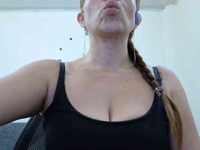 soyemilyhanks webcam