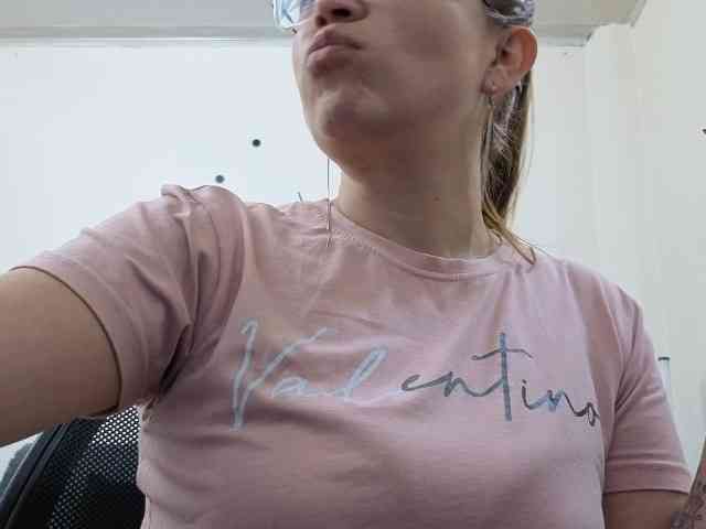 soyemilyhanks webcam